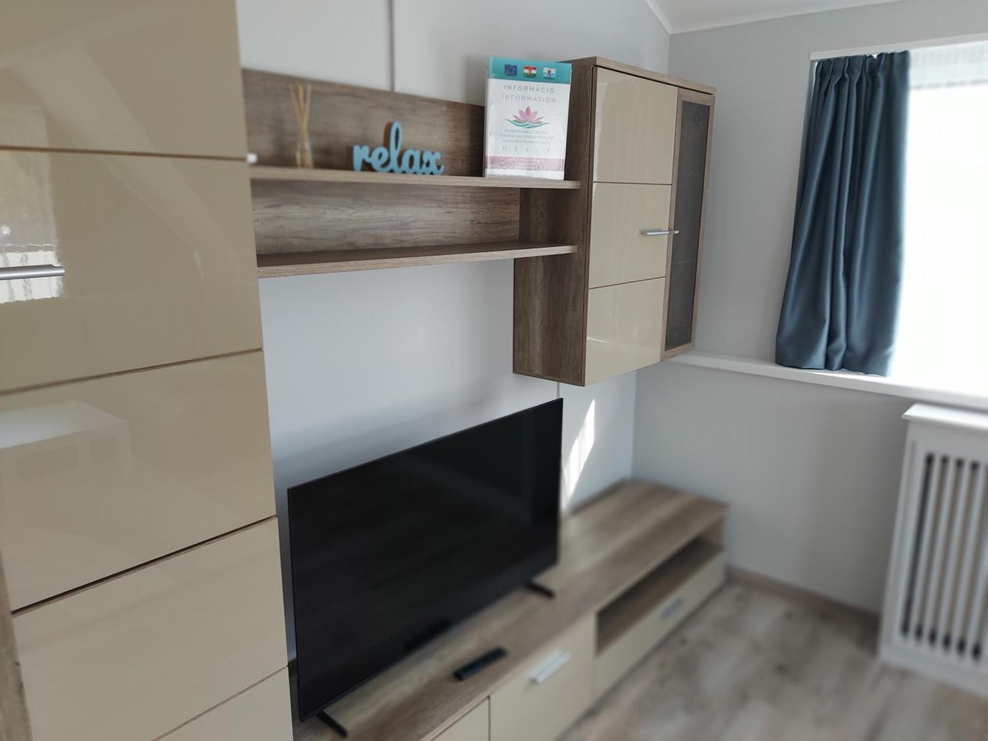 Cafe Relax Apartments Héviz Zewnętrze zdjęcie